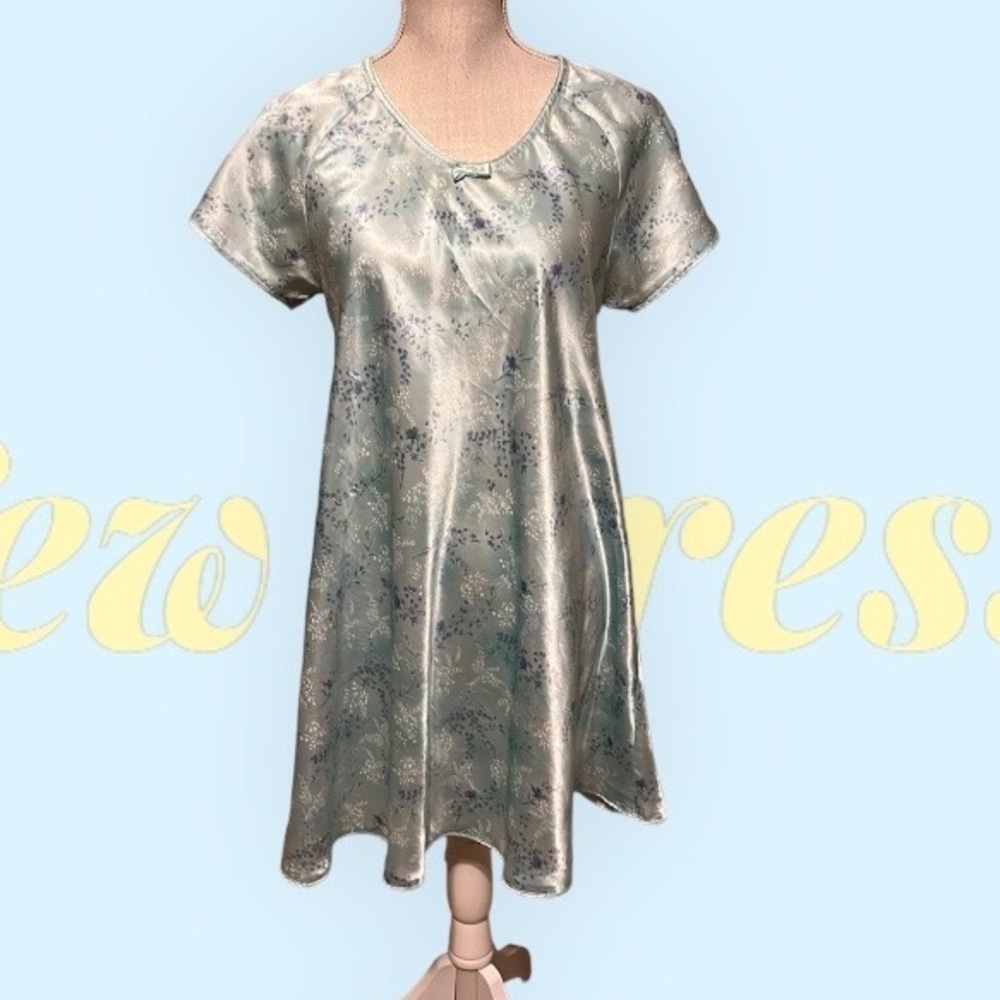 Night gown, sateen aqua design , sz 8 - Picture 2 of 6